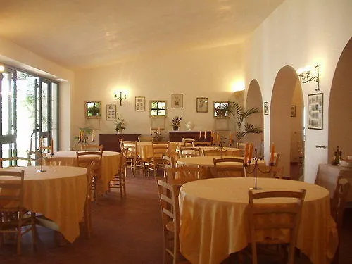 威哥娜沃查酒店 农家乐 *